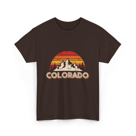Colorado Retro Mountains Nature Hiking T-Shirt - Dark Chocolate