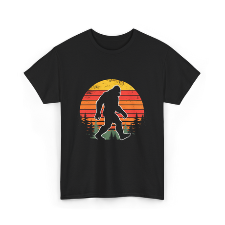 Bigfoot Silhouette Sasquatch Hunter T-Shirt - Black