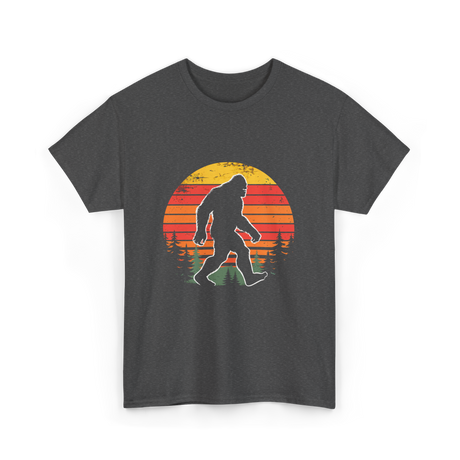 Bigfoot Silhouette Sasquatch Hunter T-Shirt - Dark Heather