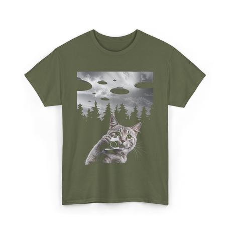 Cat Selfie UFOs Photography T-Shirt - Military Green