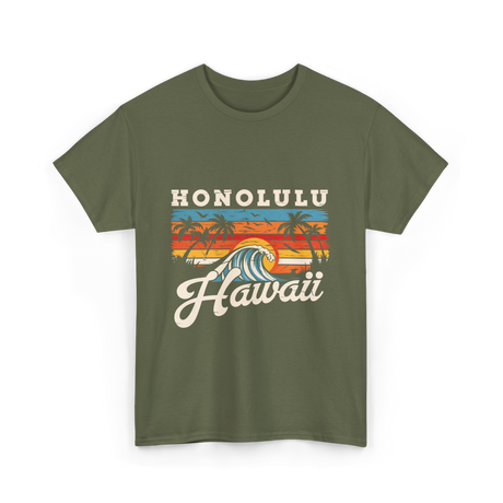 Honolulu Hawaii Waves Surfing T-Shirt - Military Green