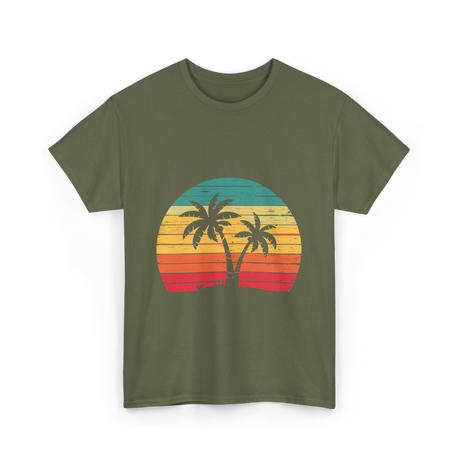 Palm Tree Retro Tropical Beach Art T-Shirt - Military Green