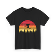 Vintage Sunset Skiing Skiers T-Shirt - Black