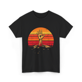 Zombie Hand Vintage Halloween Horror T-Shirt - Black